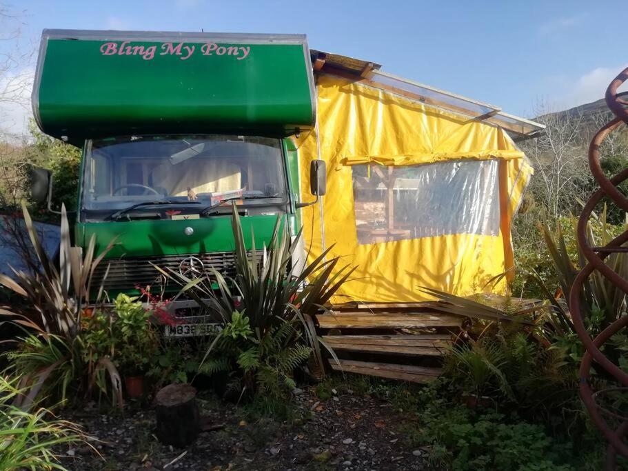 Truck & Pod Creative Nature Retreat. แบนทรี ภายนอก รูปภาพ