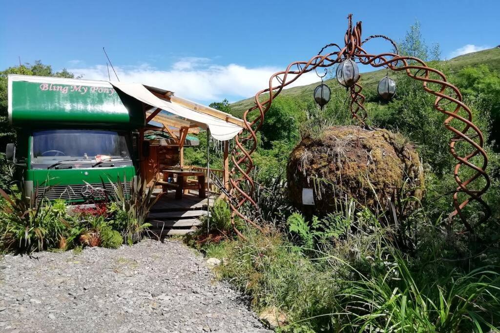 Truck & Pod Creative Nature Retreat. แบนทรี ภายนอก รูปภาพ